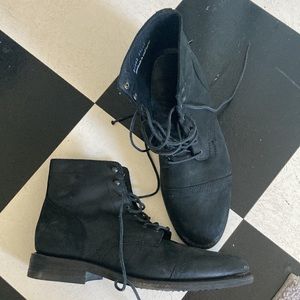 Size 11.5 Thursday brand captain black matte boots *barely worn*